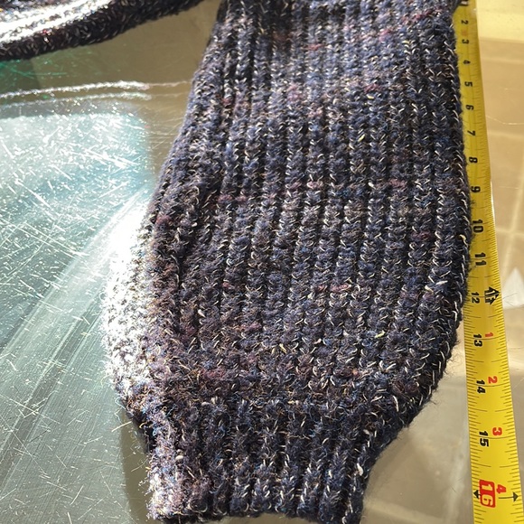 Lumiere, L, crop boxy cut,navy,off shoulder sleeves,acrylic/poly,casual EUC - Picture 8 of 9